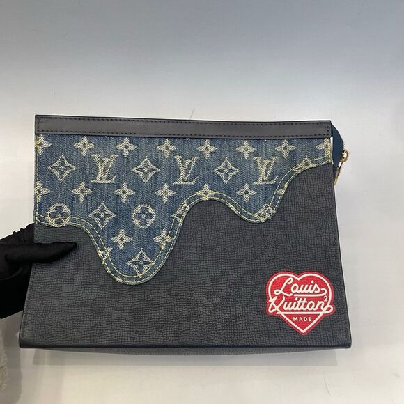 Louis Vuitton Handbags - Louis Vuitton Women Pre-Loved Bag Very Good Condition